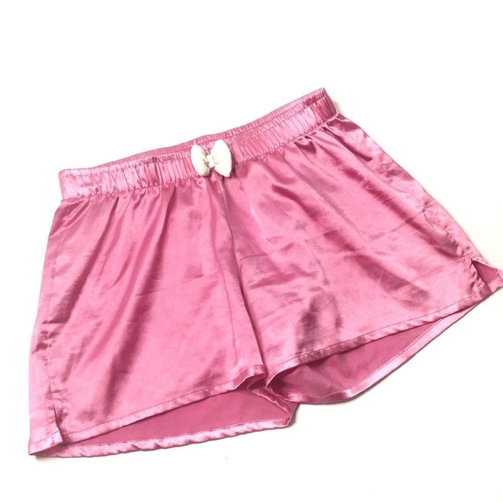 Vanilla Lounge Shorts in Pink Size L